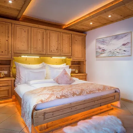 Chalet Verwall Luxury Aparthotel Lech am Arlberg